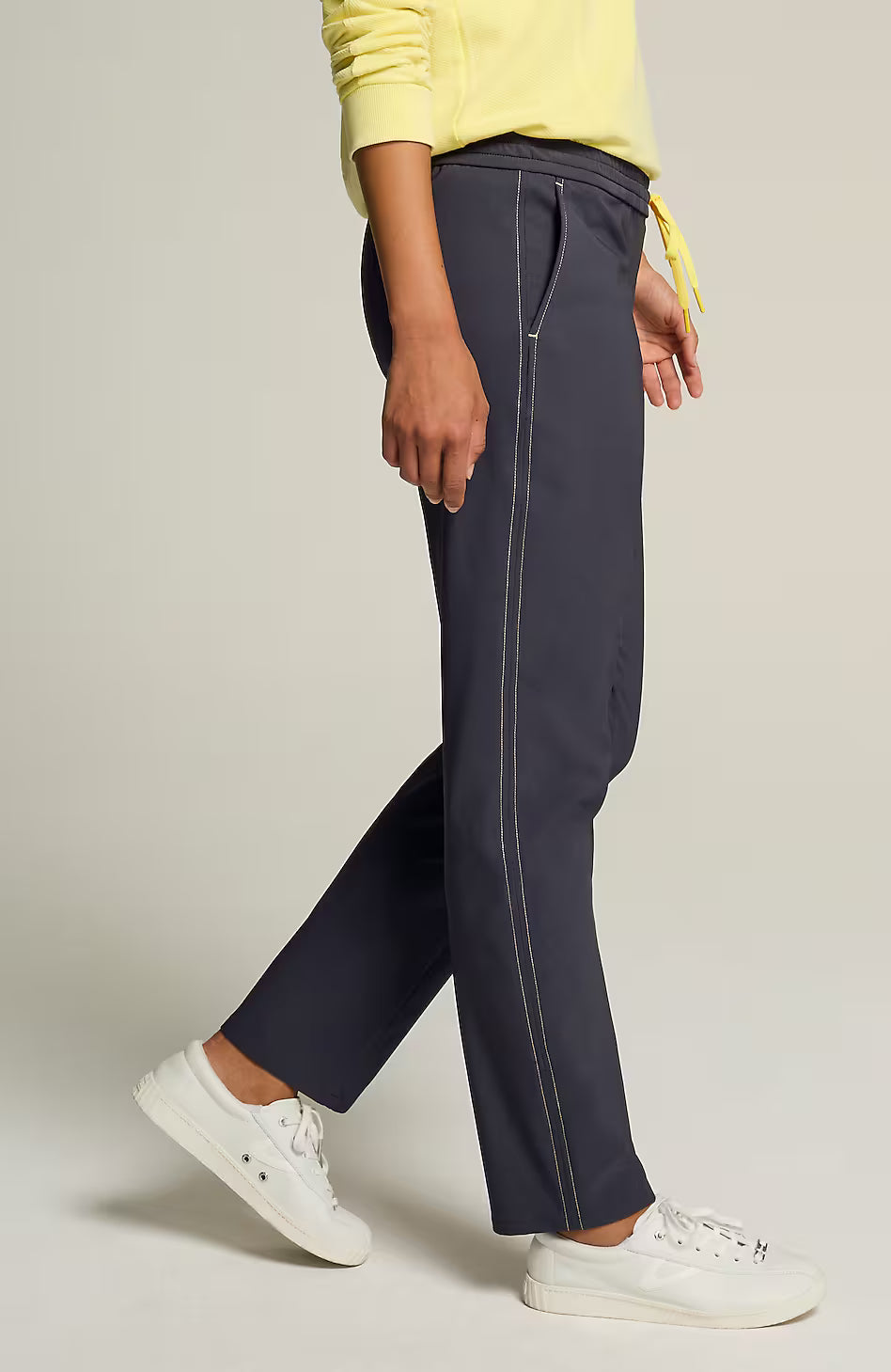 Fit Contrast-Stitched Slim-Leg Pants