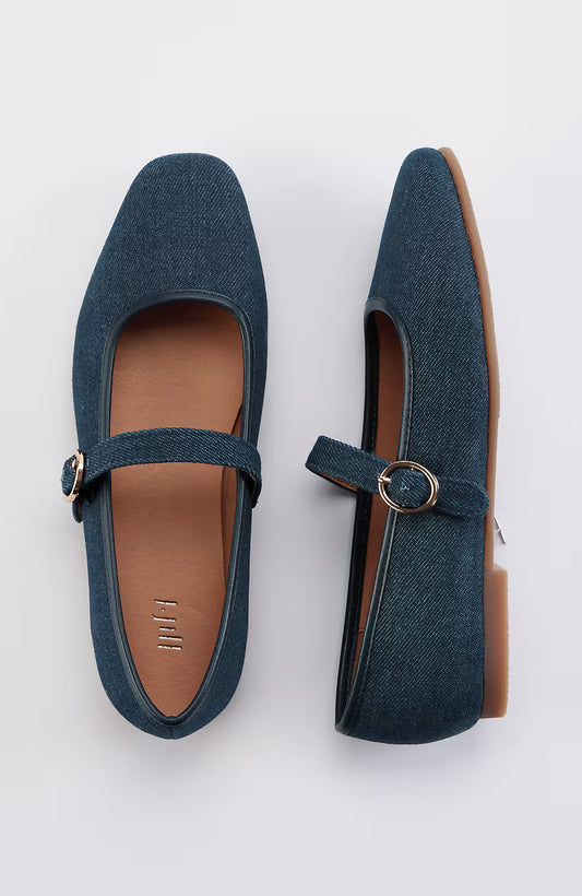 Vivian Square-Toe Flats