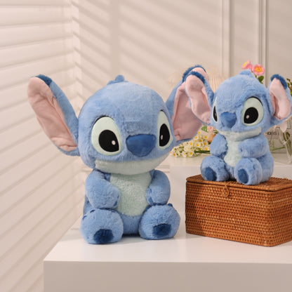 Disney Poupée Assise de la Série Basique Stitch, Cadeau d'Anniversaire Mignon et Doux en Peluche Disponible dans Diverses Tailles