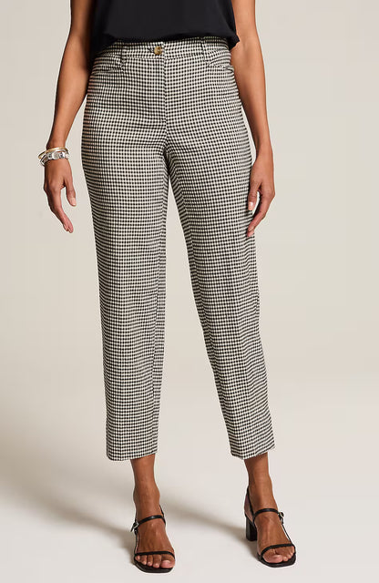 Linen-Stretch Straight-Leg Crops