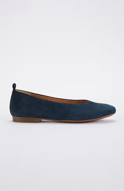 Born® Patrice Flats