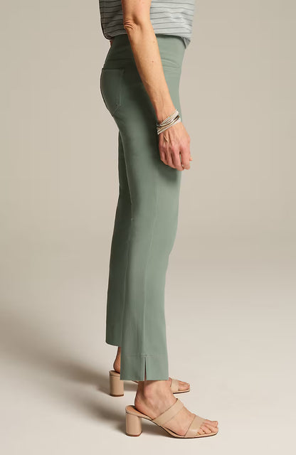 Wearever Smooth-Fit Knit Jeans