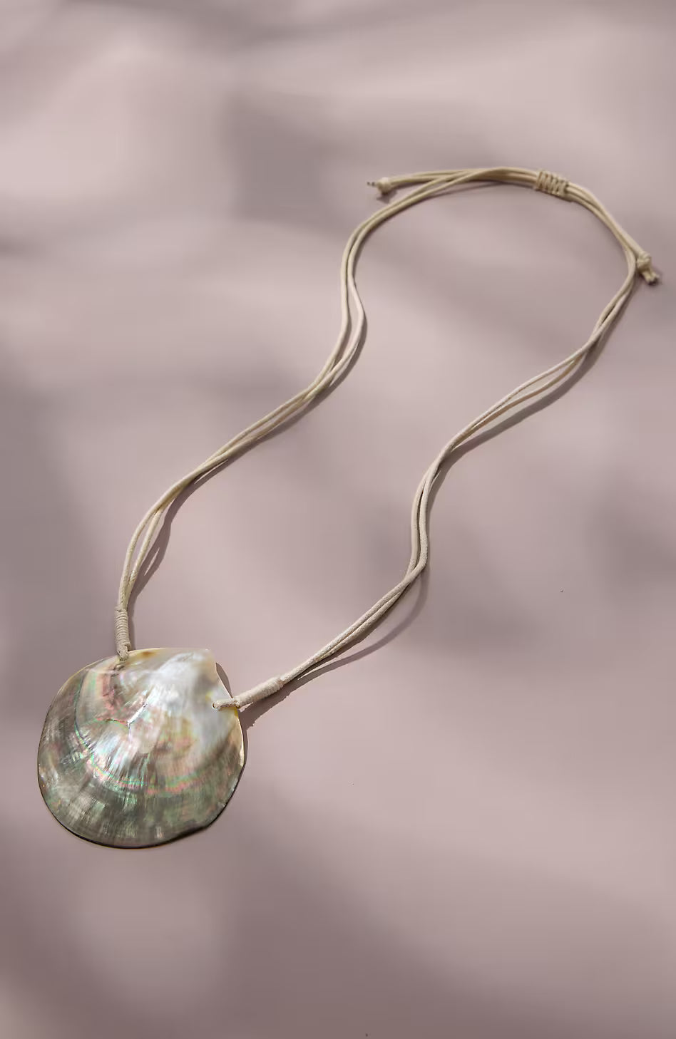 Seashell Pendant Necklace