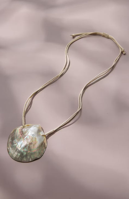 Seashell Pendant Necklace
