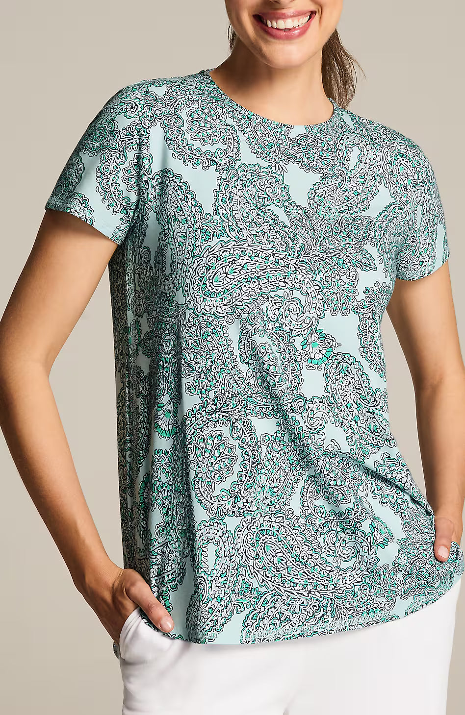 Fit Progress Shirttail Tee