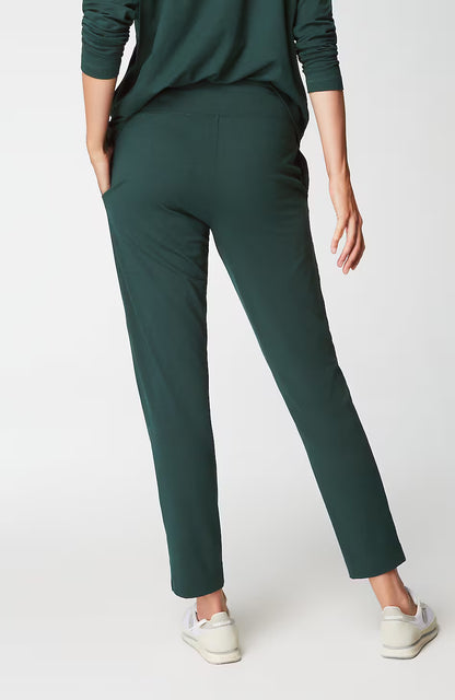 Fit Supreme-Stretch Pintucked Slim-Leg Pants