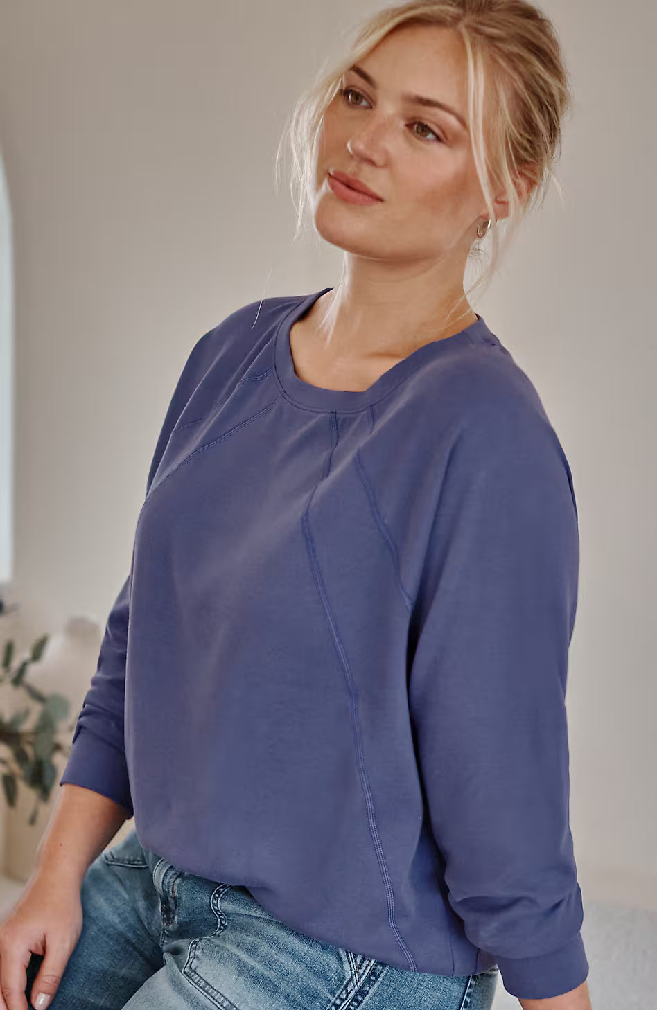 Brushed Soft-Luxe Seamed Top