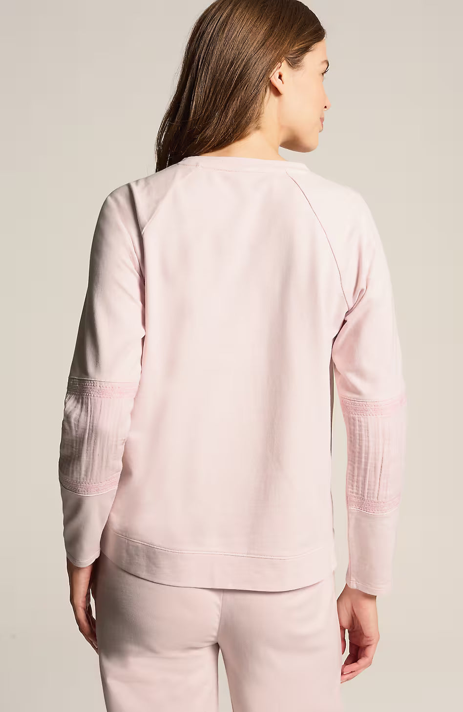 Fit Garment-Dyed Embroidered Pullover
